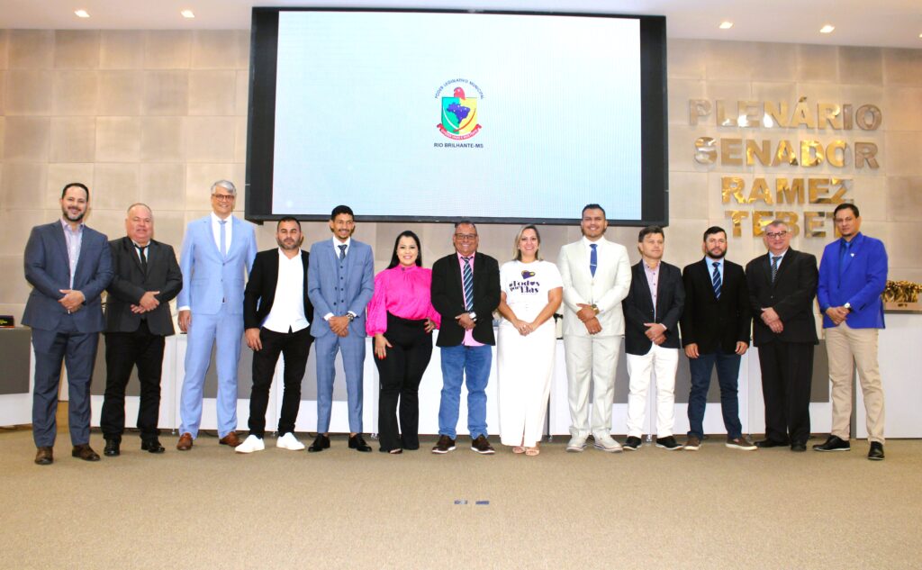 Câmara de Rio Brilhante aprova proposições e debate melhorias para a cidade Câmara de Rio Brilhante aprova proposições e debate melhorias para a cidade