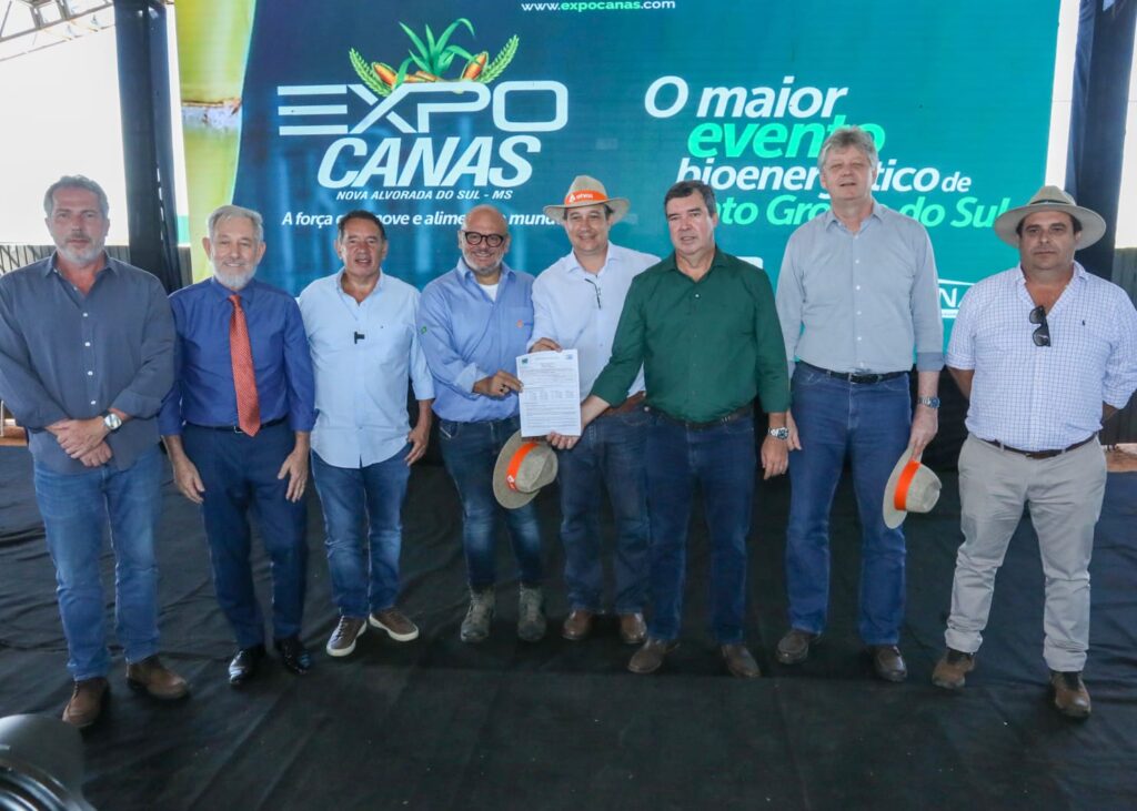 Prefeito José Paulo Paleari se reúne com vereadores e secretários para alinhar ações e impulsionar o desenvolvimento de Nova Alvorada do Sul Prefeito José Paulo Paleari se reúne com vereadores e secretários para alinhar ações e impulsionar o desenvolvimento de Nova Alvorada do Sul