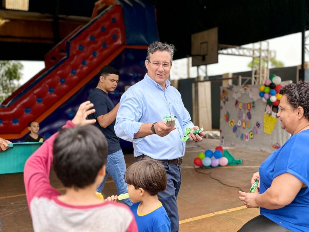Paleari inicia outubro com ações alusivas ao Dia das Crianças na zona rural de Nova Alvorada do Sul