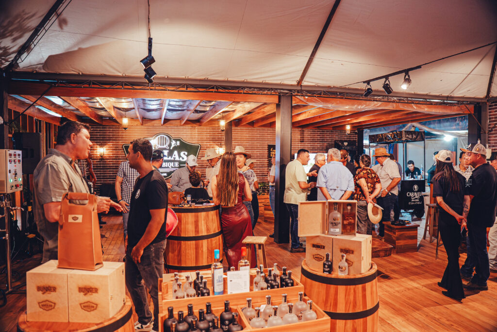 GRUPO DALLAS LANÇA ALAMBIQUE PREMIUM E REFORÇA PROTAGONISMO ECONÔMICO EM NOVA ALVORADA DO SUL DURANTE A EXPOCANAS 2026 GRUPO DALLAS LANÇA ALAMBIQUE PREMIUM E REFORÇA PROTAGONISMO ECONÔMICO EM NOVA ALVORADA DO SUL DURANTE A EXPOCANAS 2026