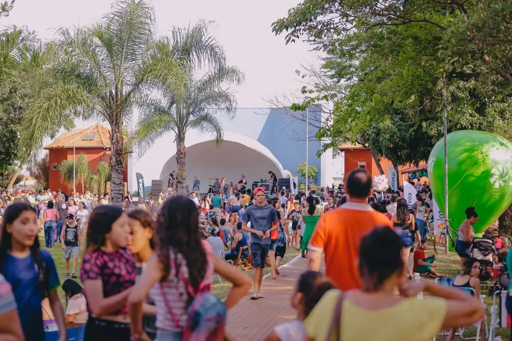 Prefeitura promoveu dia das crianças no Parque Nelson Tereré em Nova Alvorada do Sul Prefeitura promoveu dia das crianças no Parque Nelson Tereré em Nova Alvorada do Sul